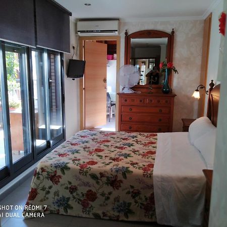 Habitacion Familiar En Un Atico Con Gran Terraza Y,Cocina ,En La Playa Бурриана Экстерьер фото