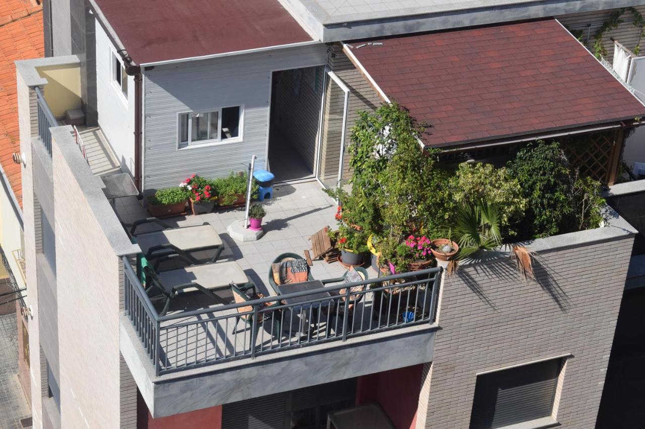 Habitacion Familiar En Un Atico Con Gran Terraza Y,Cocina ,En La Playa Бурриана Экстерьер фото