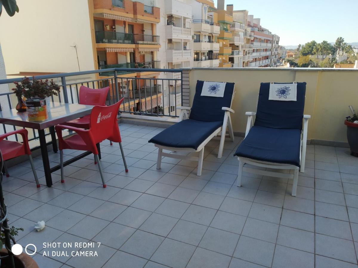 Habitacion Familiar En Un Atico Con Gran Terraza Y,Cocina ,En La Playa Бурриана Экстерьер фото