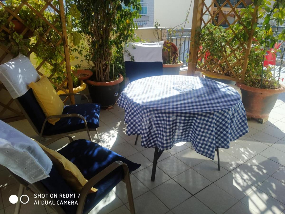 Habitacion Familiar En Un Atico Con Gran Terraza Y,Cocina ,En La Playa Бурриана Экстерьер фото