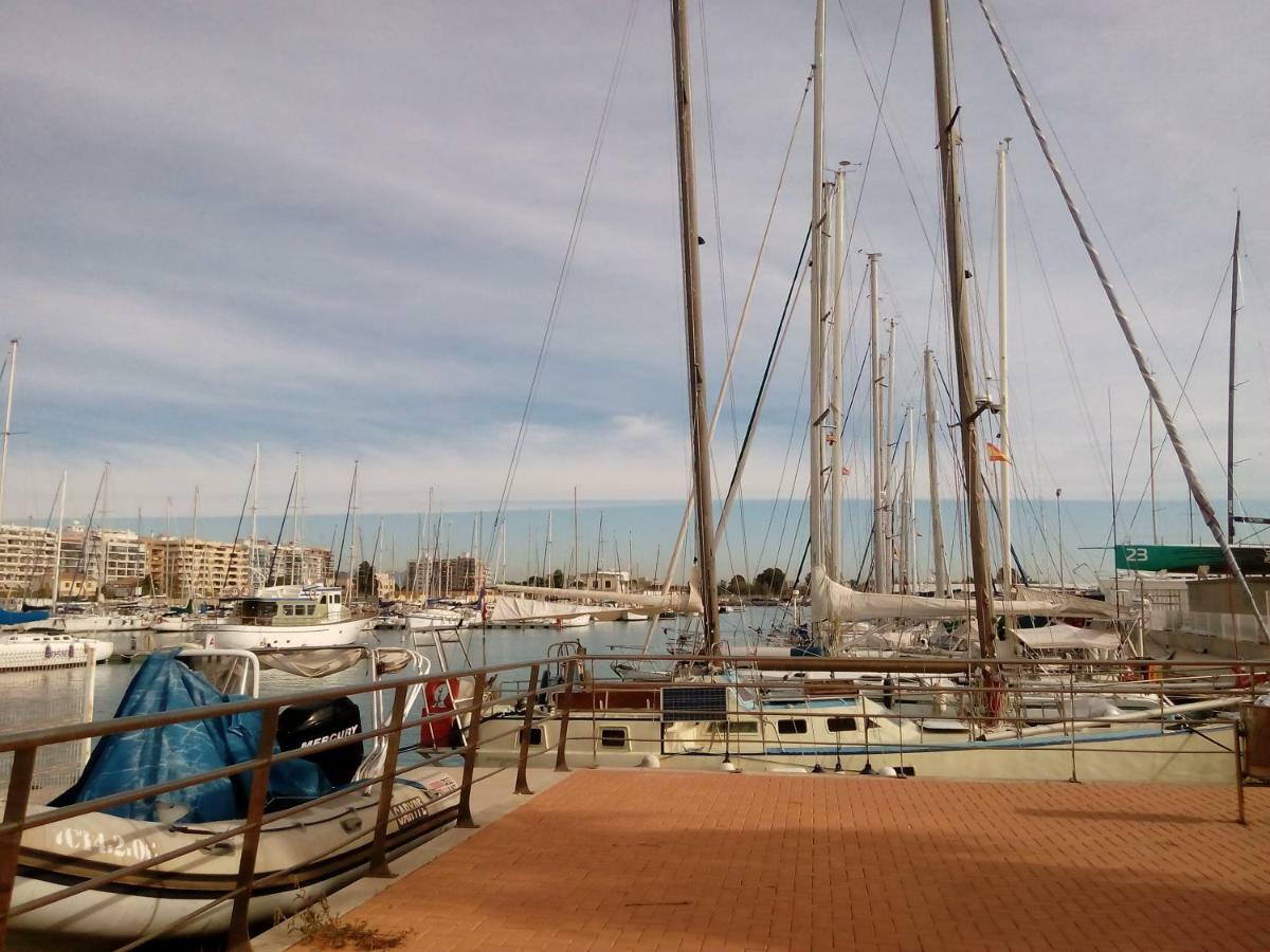 Habitacion Familiar En Un Atico Con Gran Terraza Y,Cocina ,En La Playa Бурриана Экстерьер фото