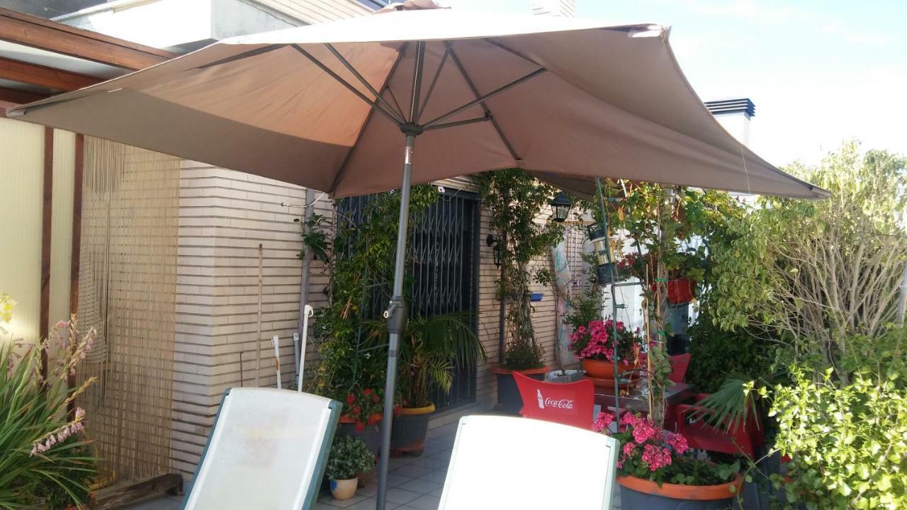 Habitacion Familiar En Un Atico Con Gran Terraza Y,Cocina ,En La Playa Бурриана Экстерьер фото