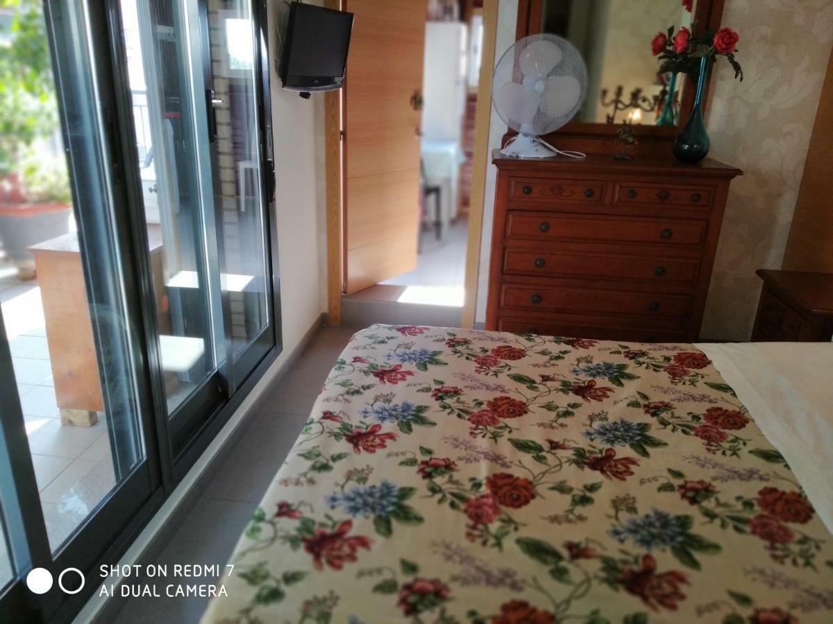 Habitacion Familiar En Un Atico Con Gran Terraza Y,Cocina ,En La Playa Бурриана Экстерьер фото